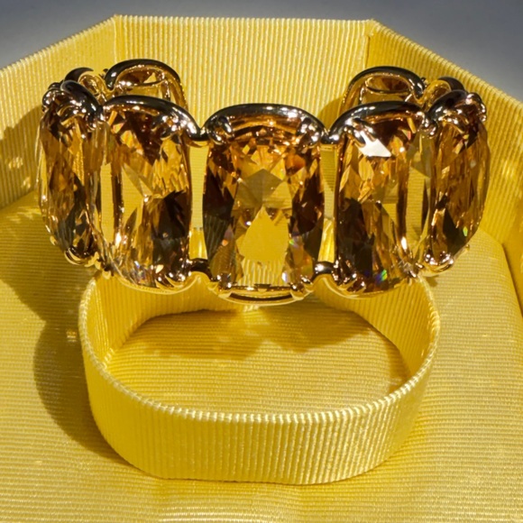 New Authentic Swarovski Gold Oversized Crystals Harmonia Cuff Bracelet 5620653